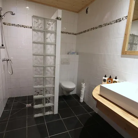 Гостевой дом Mountain Mavericks Chalet Le Prele *